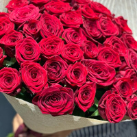 Букет_Красные розы в сетке Букет_Красные розы в сетке