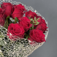 Букет_9 роз Эквадор в сетке Букет_9 роз Эквадор в сетке